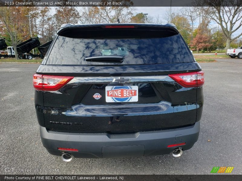 Mosaic Black Metallic / Jet Black 2019 Chevrolet Traverse LS AWD
