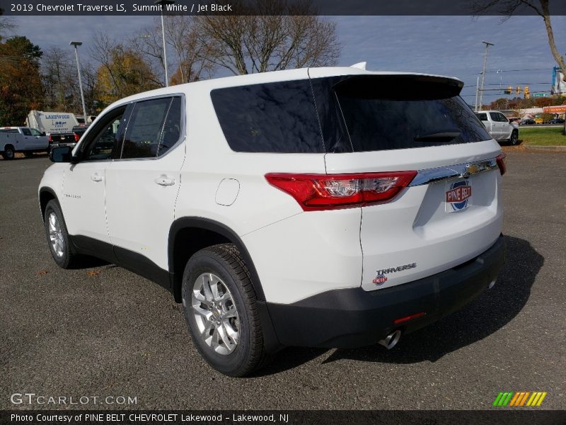 Summit White / Jet Black 2019 Chevrolet Traverse LS