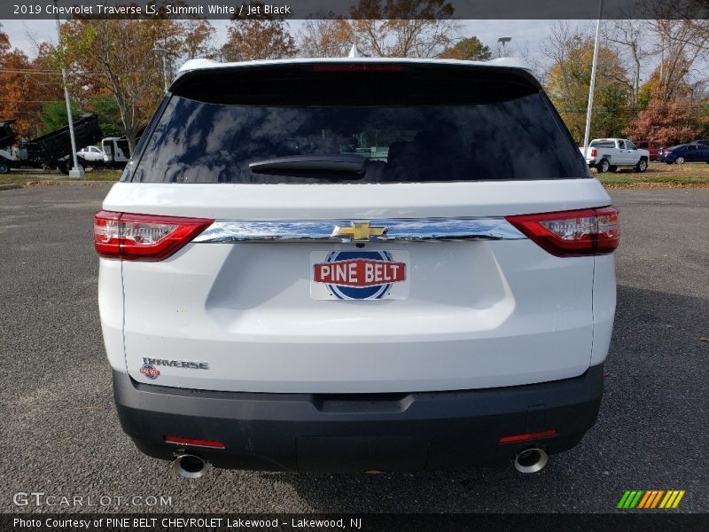 Summit White / Jet Black 2019 Chevrolet Traverse LS