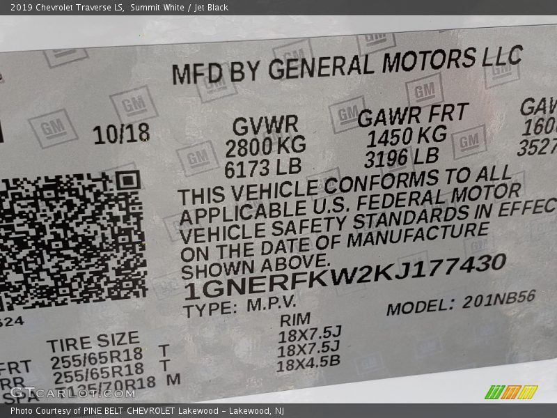 Summit White / Jet Black 2019 Chevrolet Traverse LS