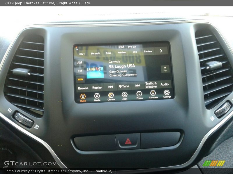 Bright White / Black 2019 Jeep Cherokee Latitude