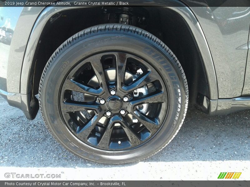 Granite Crystal Metallic / Black 2019 Jeep Grand Cherokee Altitude