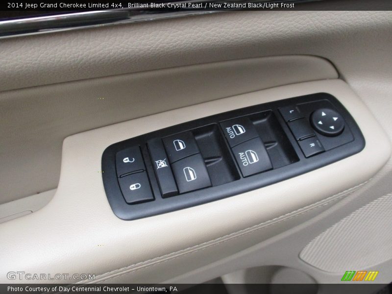 Brilliant Black Crystal Pearl / New Zealand Black/Light Frost 2014 Jeep Grand Cherokee Limited 4x4