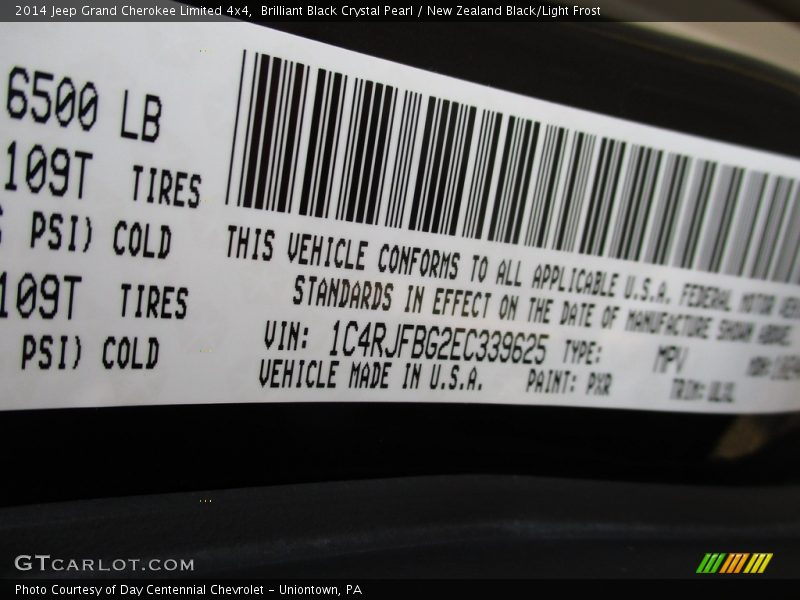 Brilliant Black Crystal Pearl / New Zealand Black/Light Frost 2014 Jeep Grand Cherokee Limited 4x4