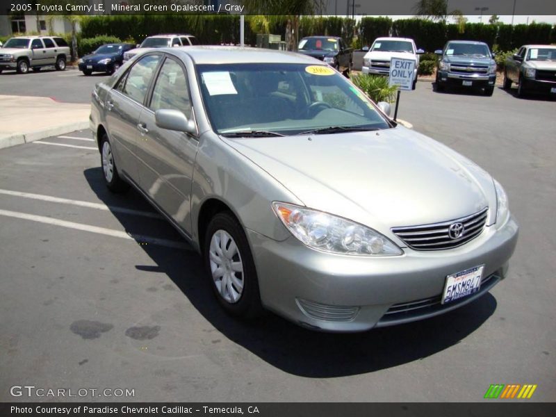 Mineral Green Opalescent / Gray 2005 Toyota Camry LE