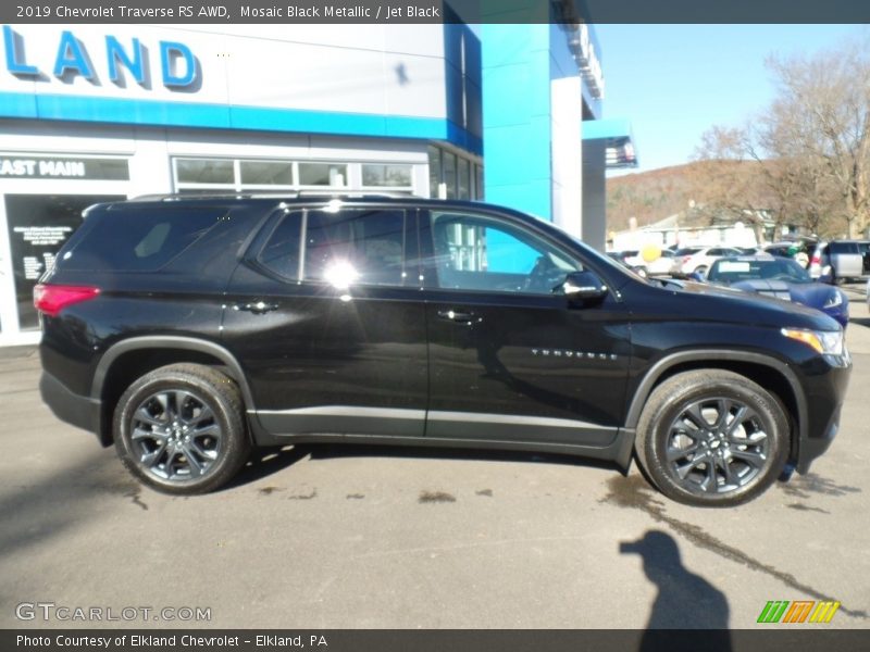 Mosaic Black Metallic / Jet Black 2019 Chevrolet Traverse RS AWD