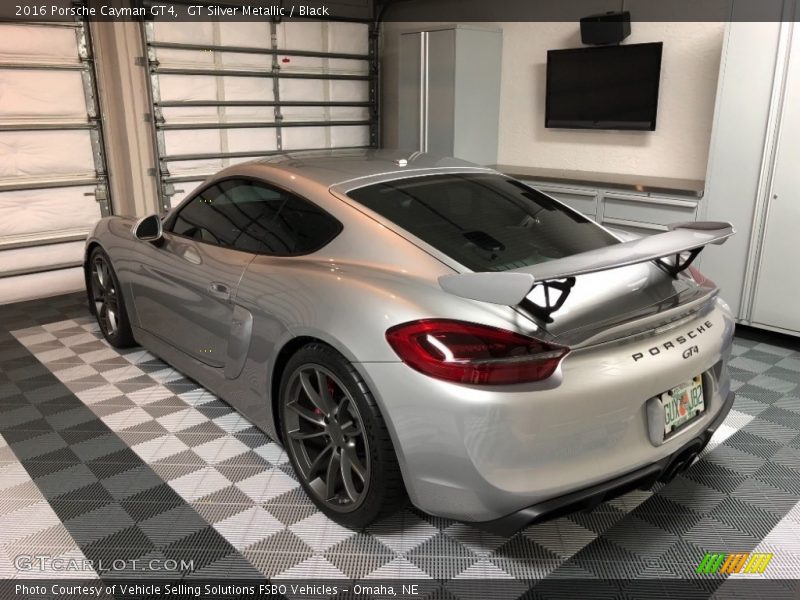 GT Silver Metallic / Black 2016 Porsche Cayman GT4