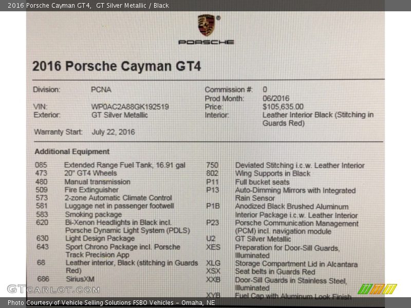 GT Silver Metallic / Black 2016 Porsche Cayman GT4