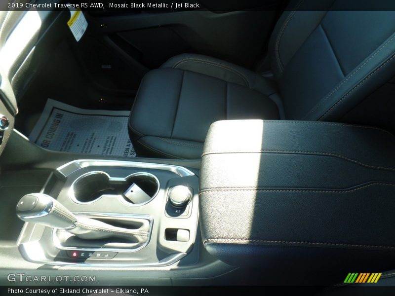 Mosaic Black Metallic / Jet Black 2019 Chevrolet Traverse RS AWD