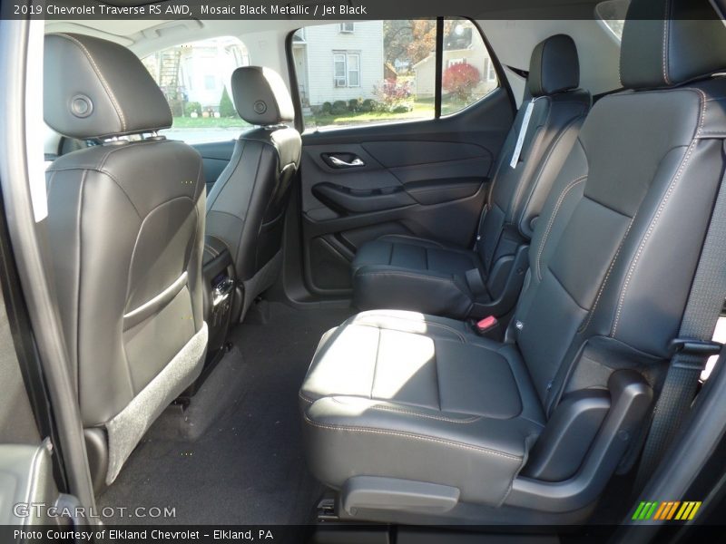 Mosaic Black Metallic / Jet Black 2019 Chevrolet Traverse RS AWD