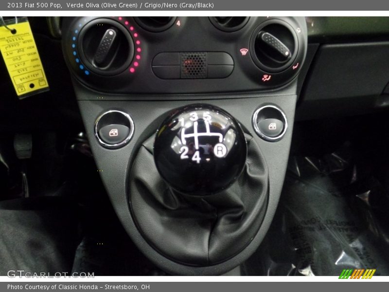 Verde Oliva (Olive Green) / Grigio/Nero (Gray/Black) 2013 Fiat 500 Pop