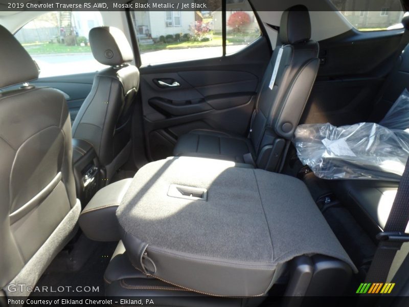 Mosaic Black Metallic / Jet Black 2019 Chevrolet Traverse RS AWD