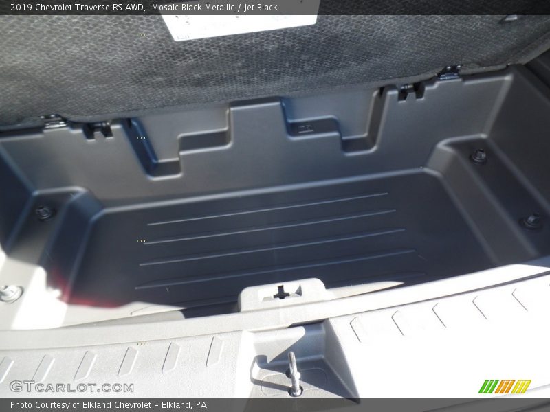 Mosaic Black Metallic / Jet Black 2019 Chevrolet Traverse RS AWD