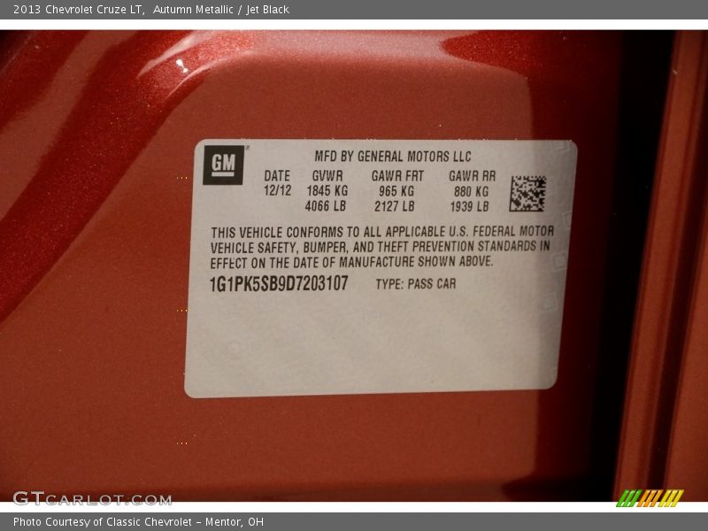 Autumn Metallic / Jet Black 2013 Chevrolet Cruze LT