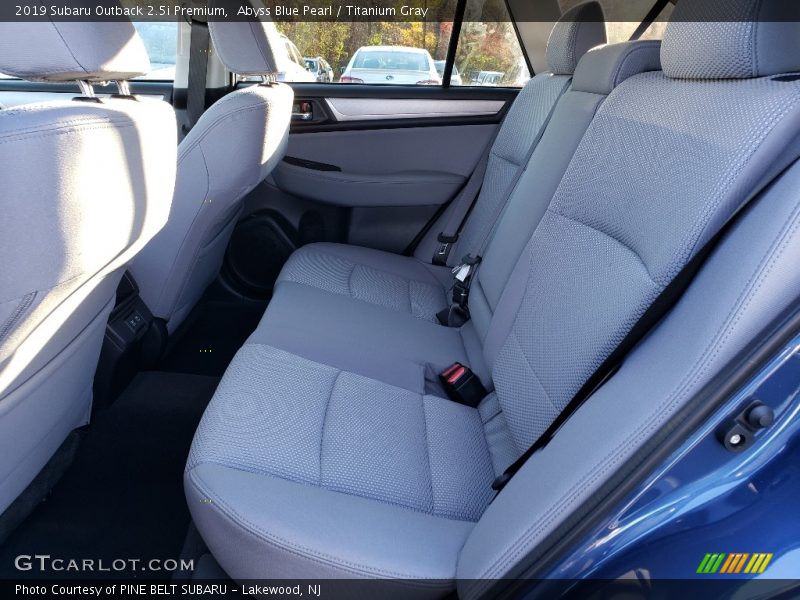 Abyss Blue Pearl / Titanium Gray 2019 Subaru Outback 2.5i Premium