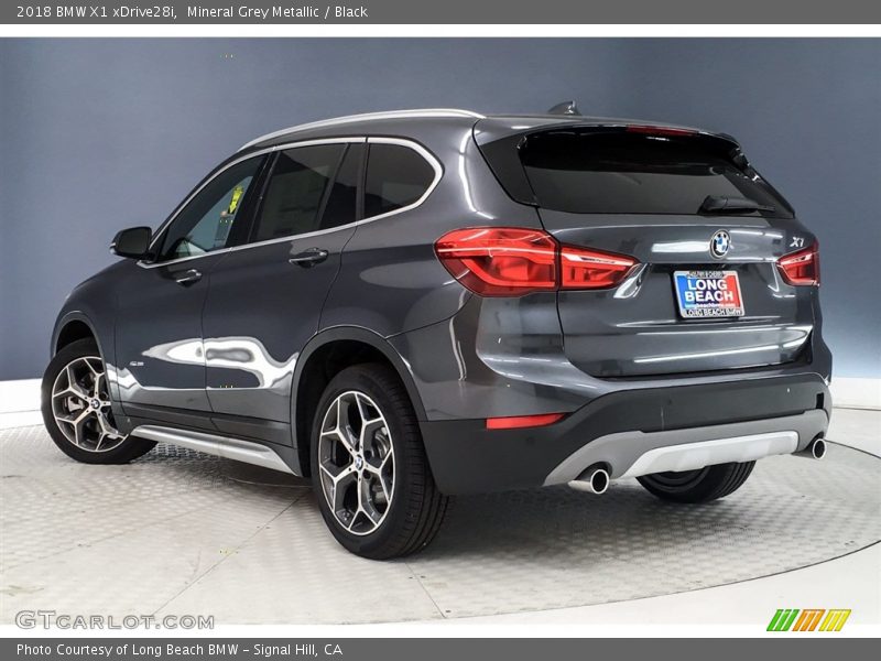 Mineral Grey Metallic / Black 2018 BMW X1 xDrive28i