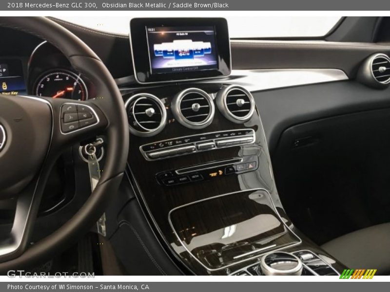 Obsidian Black Metallic / Saddle Brown/Black 2018 Mercedes-Benz GLC 300