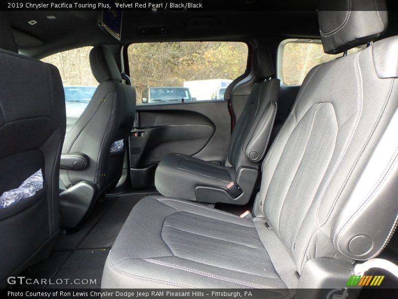 Velvet Red Pearl / Black/Black 2019 Chrysler Pacifica Touring Plus
