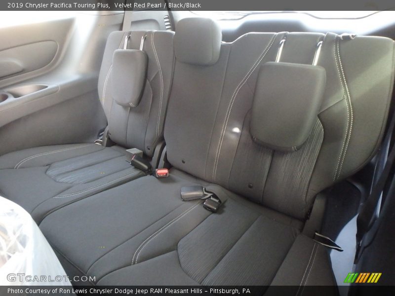 Velvet Red Pearl / Black/Black 2019 Chrysler Pacifica Touring Plus