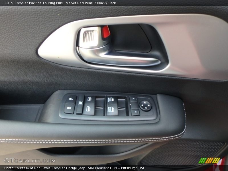 Velvet Red Pearl / Black/Black 2019 Chrysler Pacifica Touring Plus