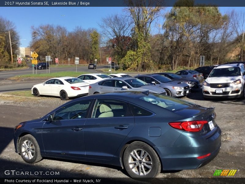 Lakeside Blue / Beige 2017 Hyundai Sonata SE