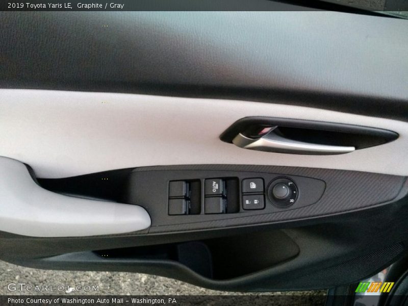 Controls of 2019 Yaris LE