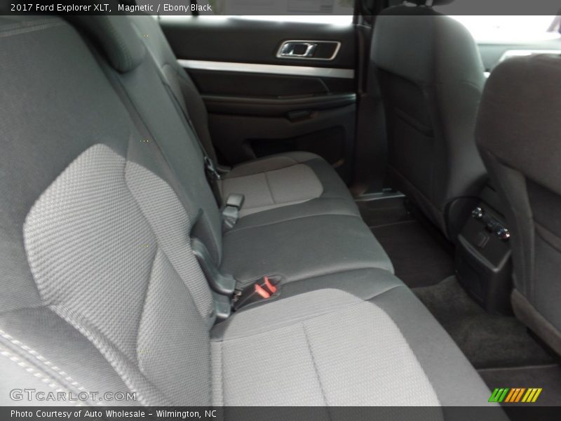 Magnetic / Ebony Black 2017 Ford Explorer XLT