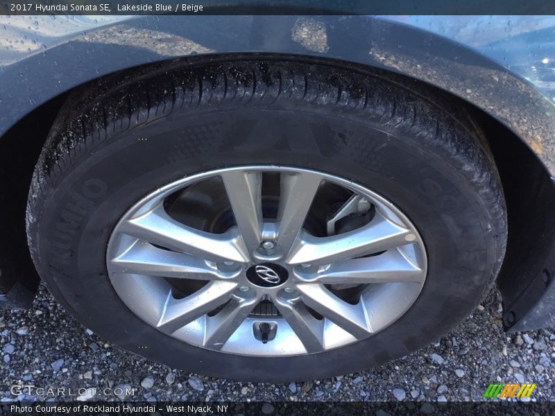 Lakeside Blue / Beige 2017 Hyundai Sonata SE