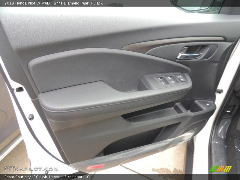 White Diamond Pearl / Black 2019 Honda Pilot LX AWD