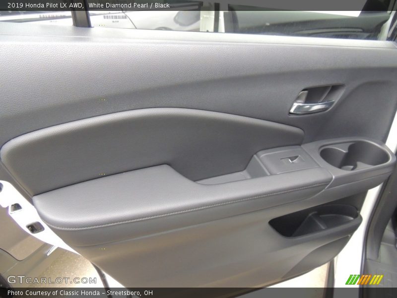 White Diamond Pearl / Black 2019 Honda Pilot LX AWD