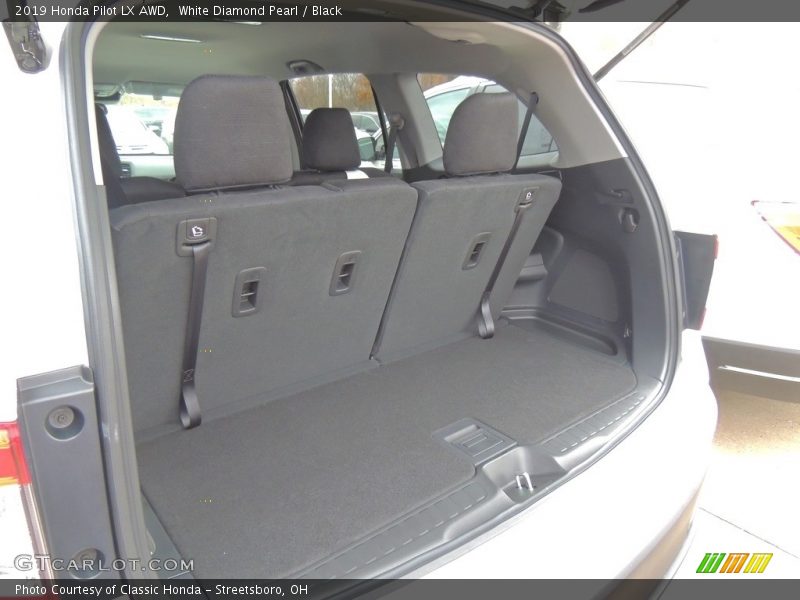 White Diamond Pearl / Black 2019 Honda Pilot LX AWD