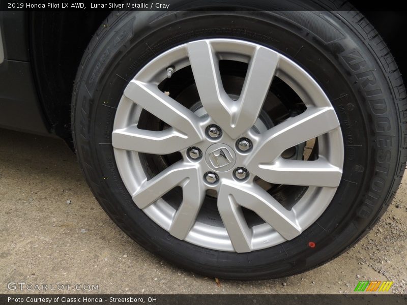 Lunar Silver Metallic / Gray 2019 Honda Pilot LX AWD
