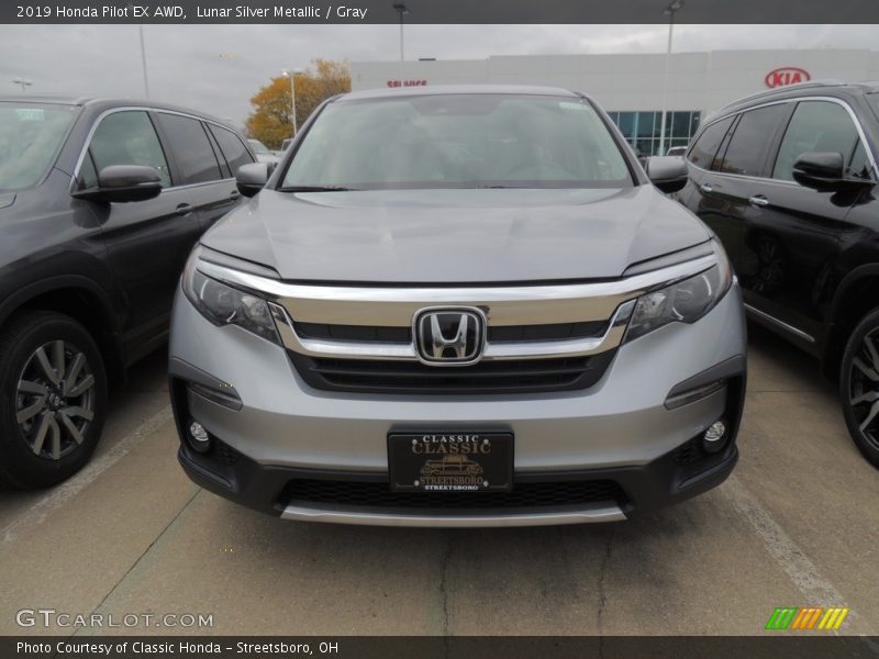 Lunar Silver Metallic / Gray 2019 Honda Pilot EX AWD