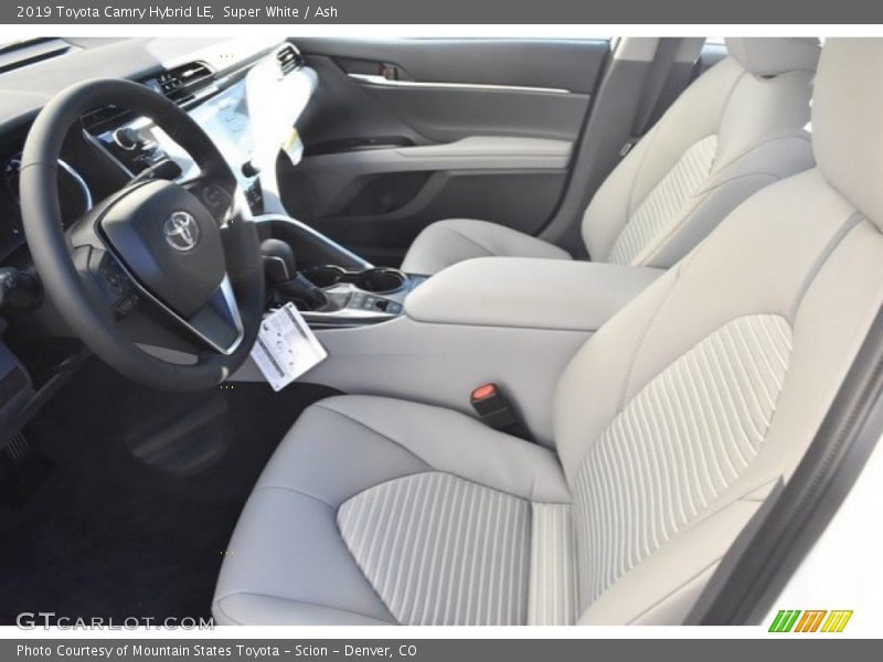 Super White / Ash 2019 Toyota Camry Hybrid LE