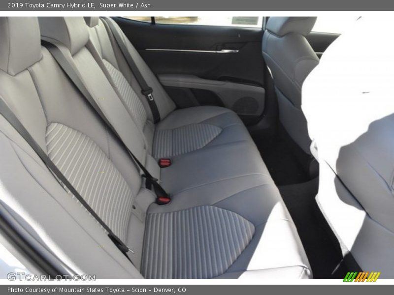 Super White / Ash 2019 Toyota Camry Hybrid LE