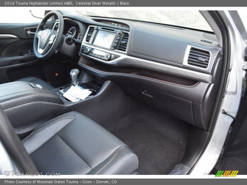 Celestial Silver Metallic / Black 2019 Toyota Highlander Limited AWD