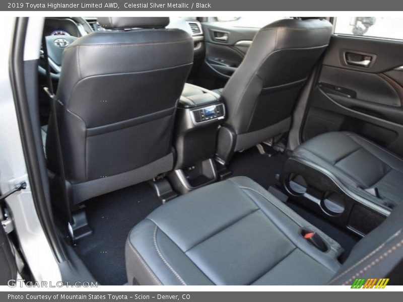 Celestial Silver Metallic / Black 2019 Toyota Highlander Limited AWD