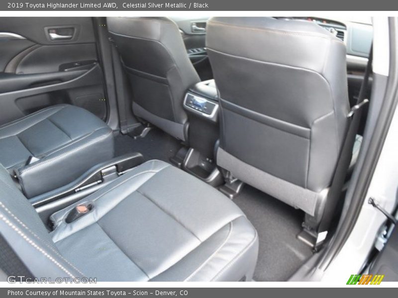 Celestial Silver Metallic / Black 2019 Toyota Highlander Limited AWD