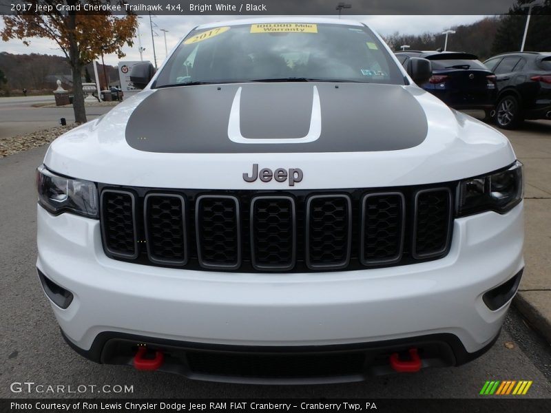 Bright White / Black 2017 Jeep Grand Cherokee Trailhawk 4x4