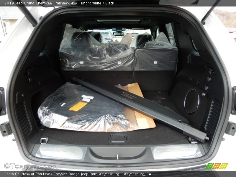 Bright White / Black 2019 Jeep Grand Cherokee Trailhawk 4x4