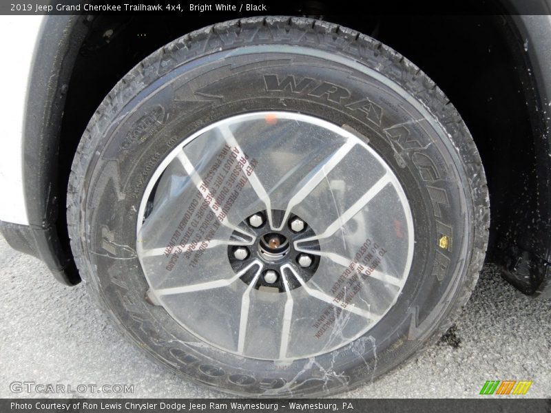 Bright White / Black 2019 Jeep Grand Cherokee Trailhawk 4x4