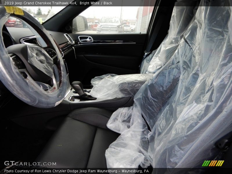 Bright White / Black 2019 Jeep Grand Cherokee Trailhawk 4x4