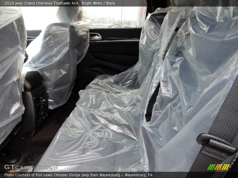 Bright White / Black 2019 Jeep Grand Cherokee Trailhawk 4x4