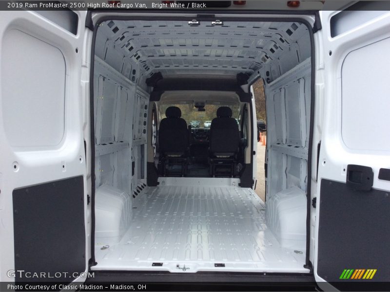  2019 ProMaster 2500 High Roof Cargo Van Trunk