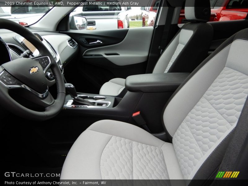 Pepperdust Metallic / Medium Ash Gray 2019 Chevrolet Equinox LT AWD
