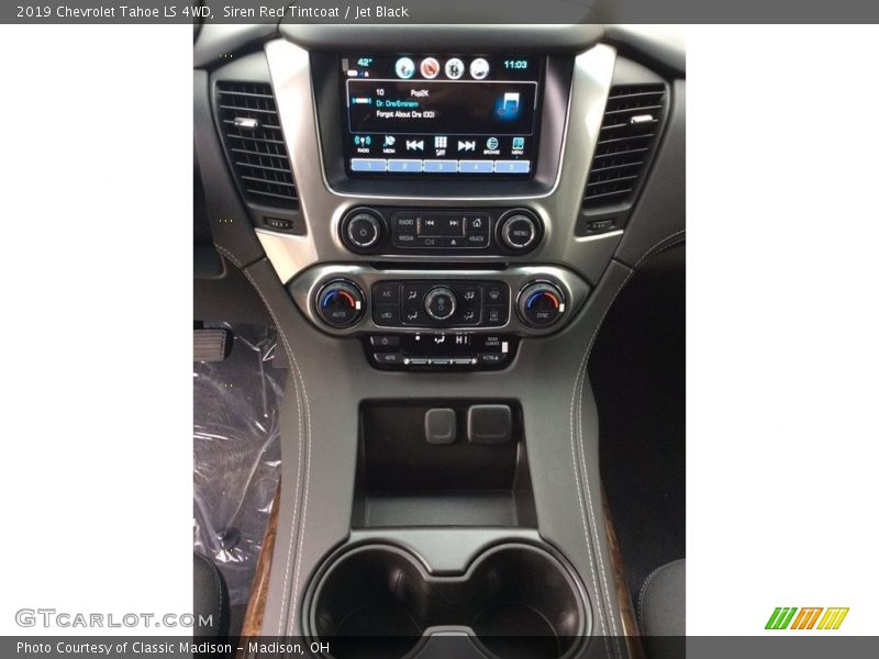 Siren Red Tintcoat / Jet Black 2019 Chevrolet Tahoe LS 4WD