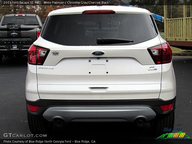 White Platinum / Chromite Gray/Charcoal Black 2019 Ford Escape SE 4WD