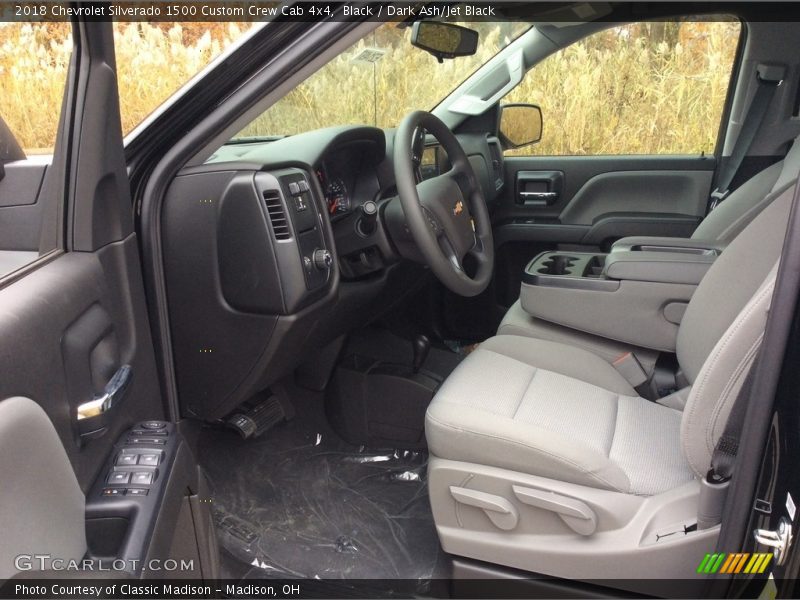 Black / Dark Ash/Jet Black 2018 Chevrolet Silverado 1500 Custom Crew Cab 4x4