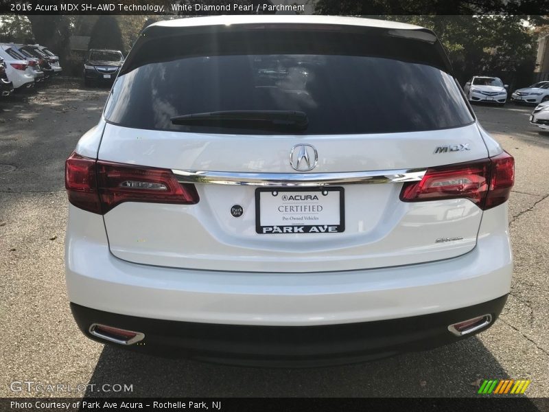 White Diamond Pearl / Parchment 2016 Acura MDX SH-AWD Technology