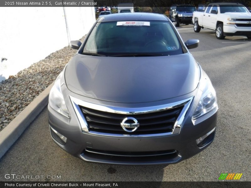 Gun Metallic / Charcoal 2015 Nissan Altima 2.5 S